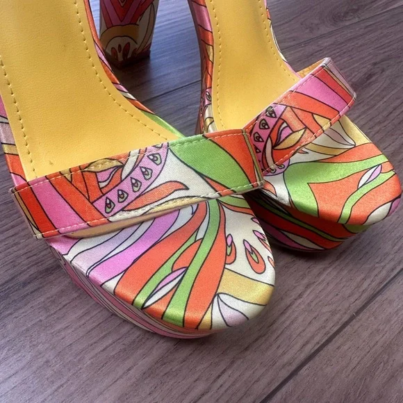 Fashion Nova Yellow Pink Multicolor Retro Printed Platform Heels - Picture 7 of 11